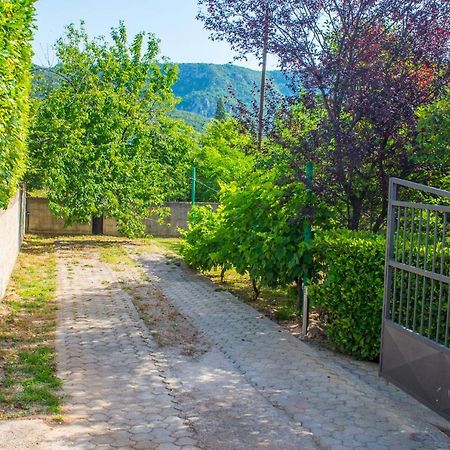 Holiday Home Narona Mostar Eksteriør billede