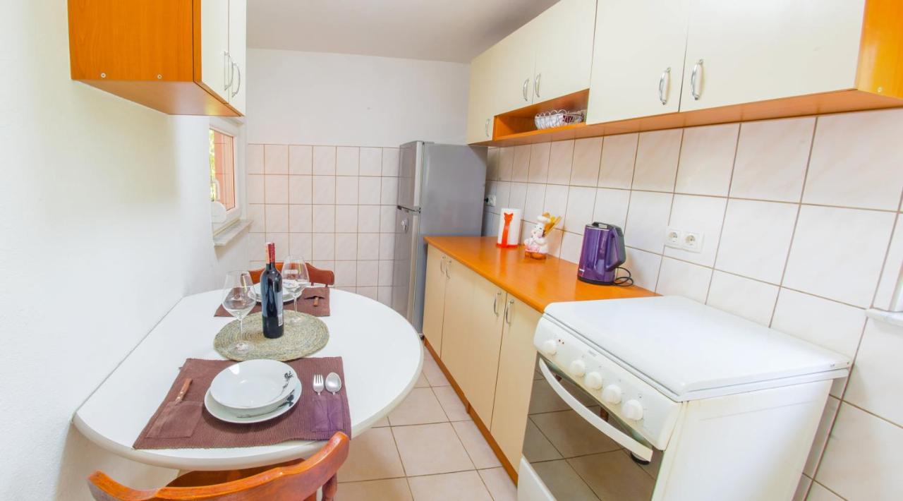 Holiday Home Narona Mostar Eksteriør billede