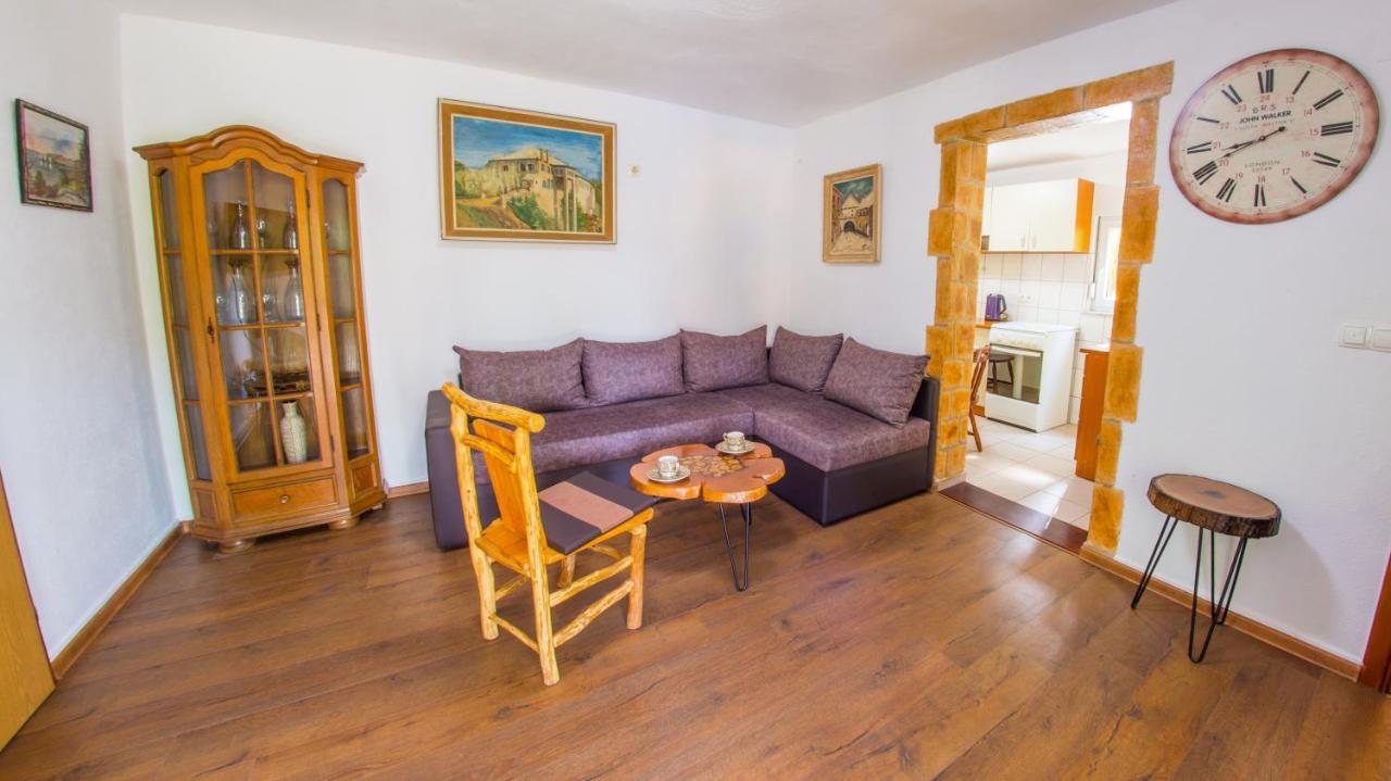 Holiday Home Narona Mostar Eksteriør billede