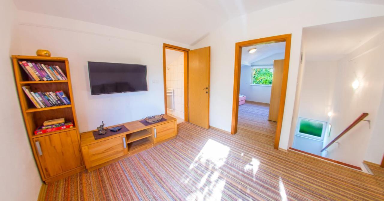 Holiday Home Narona Mostar Eksteriør billede